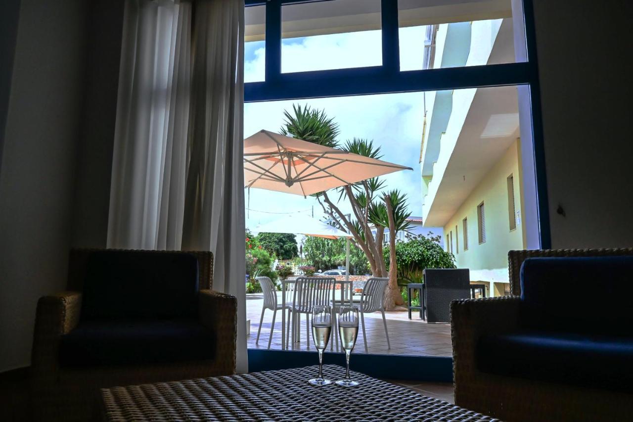 Hotel Baia Turchese ลัมเปดูซา ภายนอก รูปภาพ