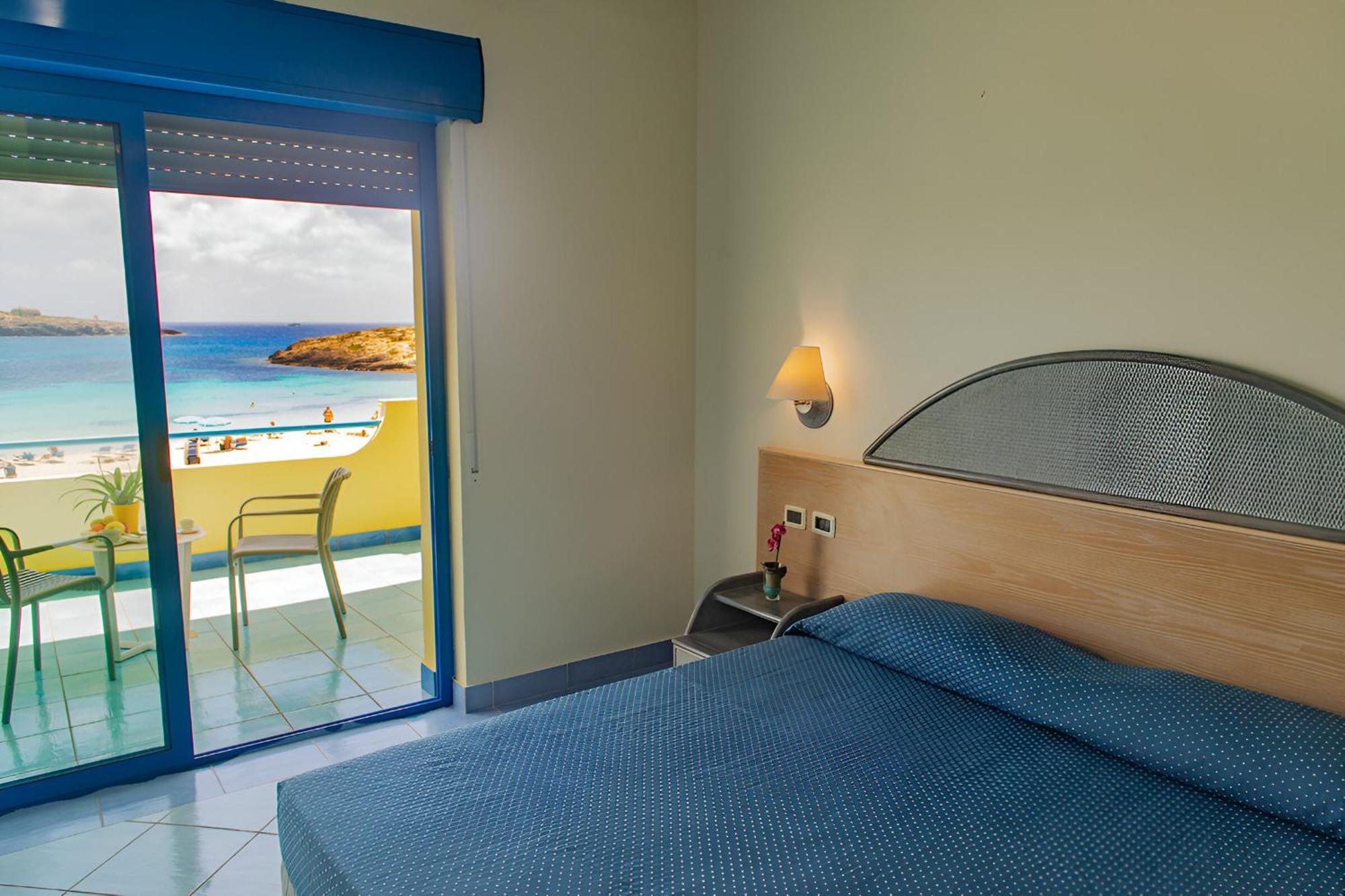 Hotel Baia Turchese ลัมเปดูซา ภายนอก รูปภาพ