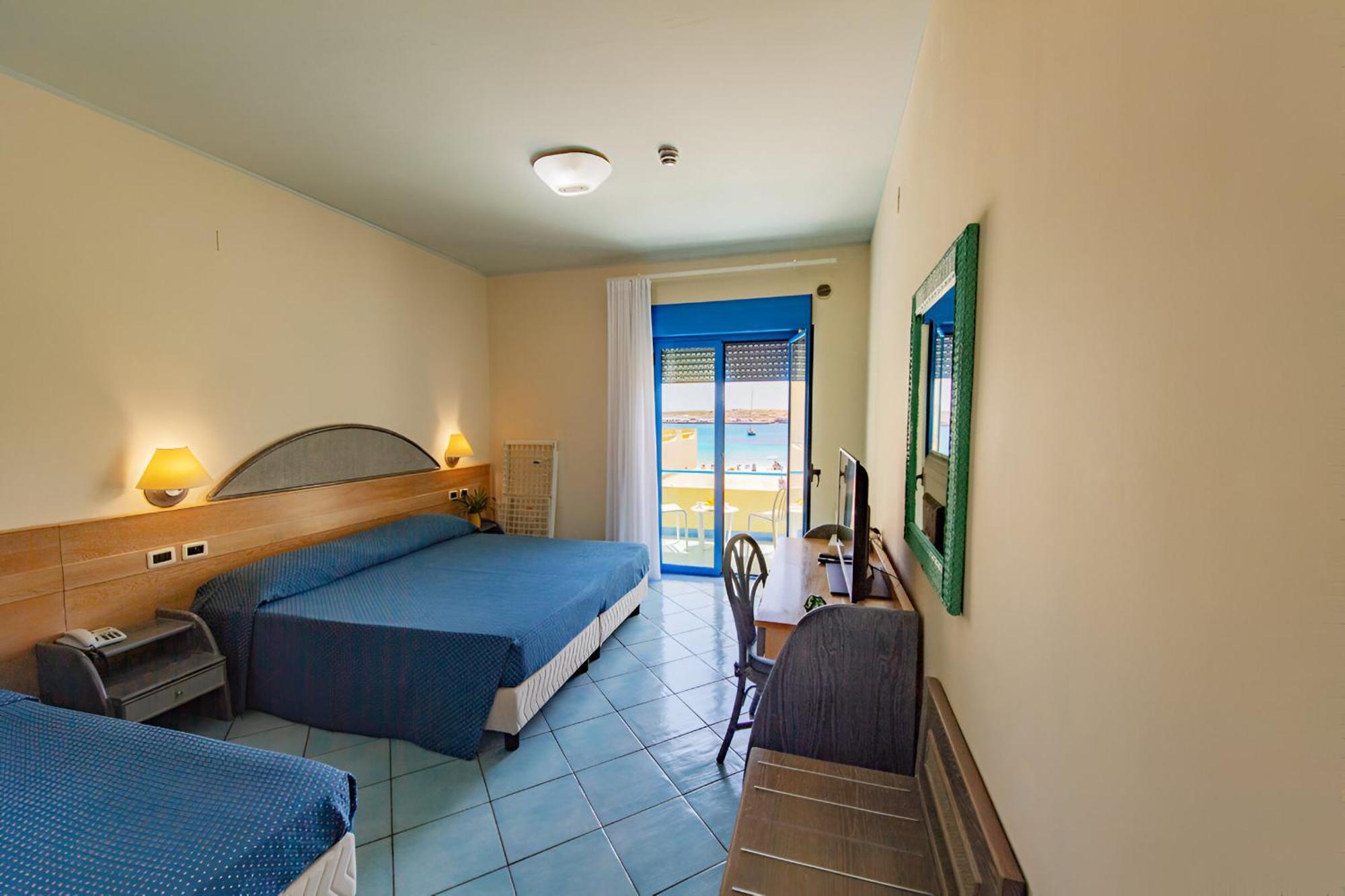 Hotel Baia Turchese ลัมเปดูซา ภายนอก รูปภาพ