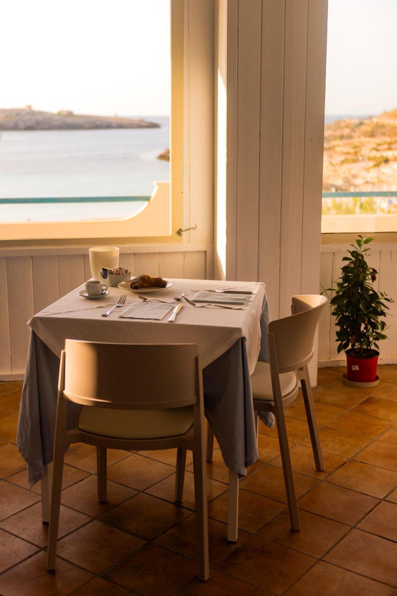 Hotel Baia Turchese ลัมเปดูซา ภายนอก รูปภาพ